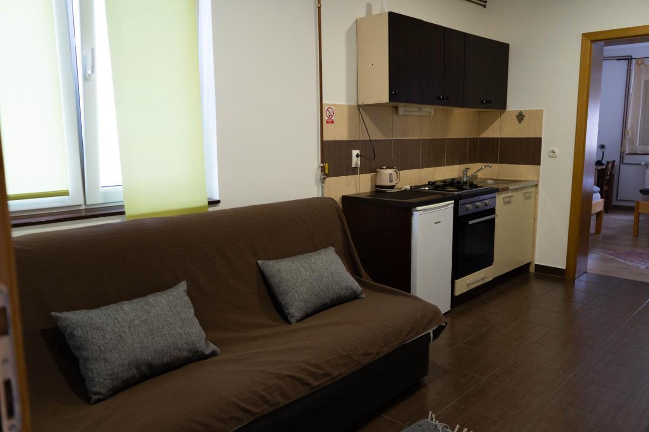Apartment Eurho Osijek Exterior foto